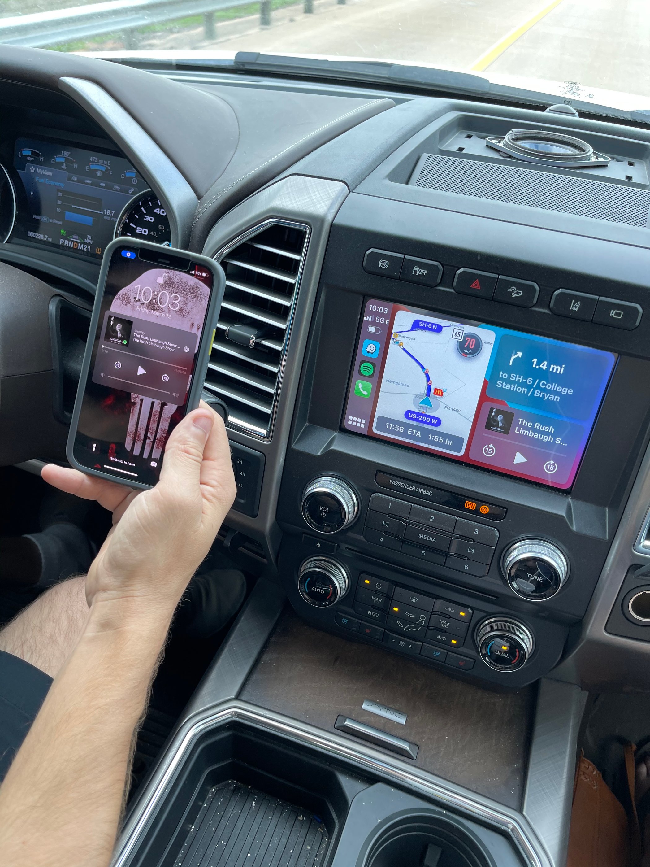 Carplay ford explorer 5