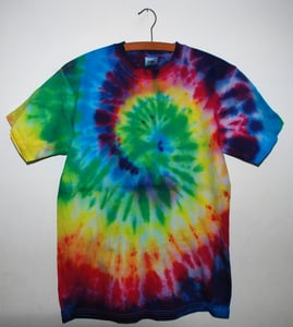 Image of Rainbow Spiral Tie Dye T-Shirt Size Medium