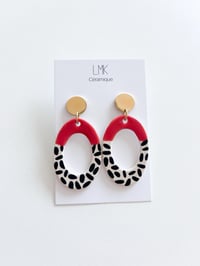 Paire de boucles d’oreilles céramique TOTEM OVALA PERCA rouge