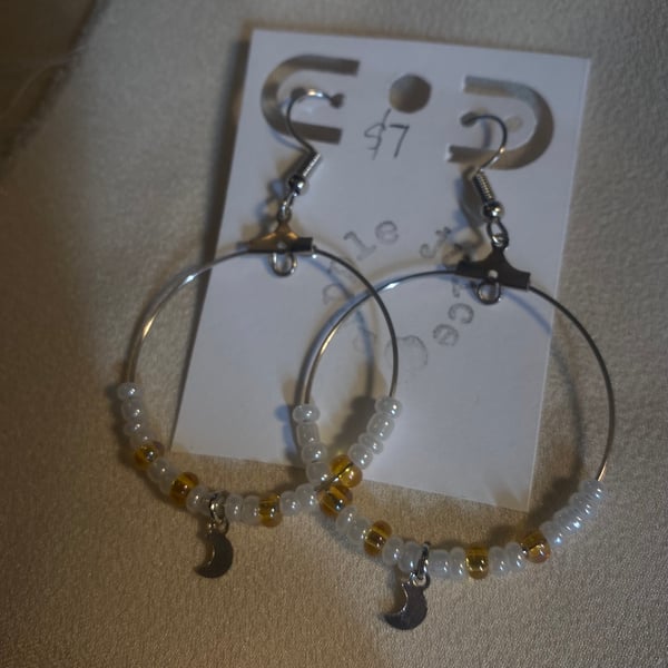 Image of Tiny Moon hoops