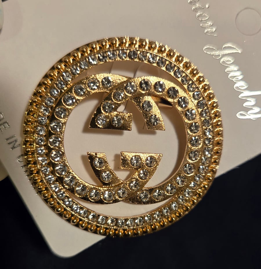 Image of Gold Fashionista Brooch