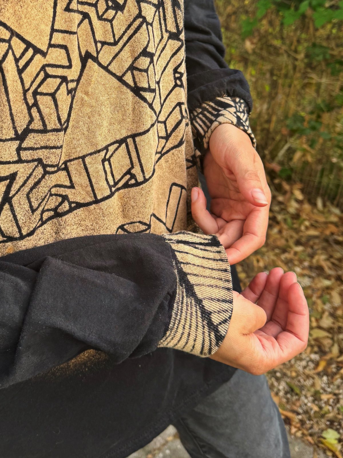 Wakaan long sleeve | Isochrome Creations