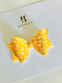 Mustard floral bow 