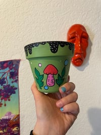 Image 1 of ceramic plant pot 