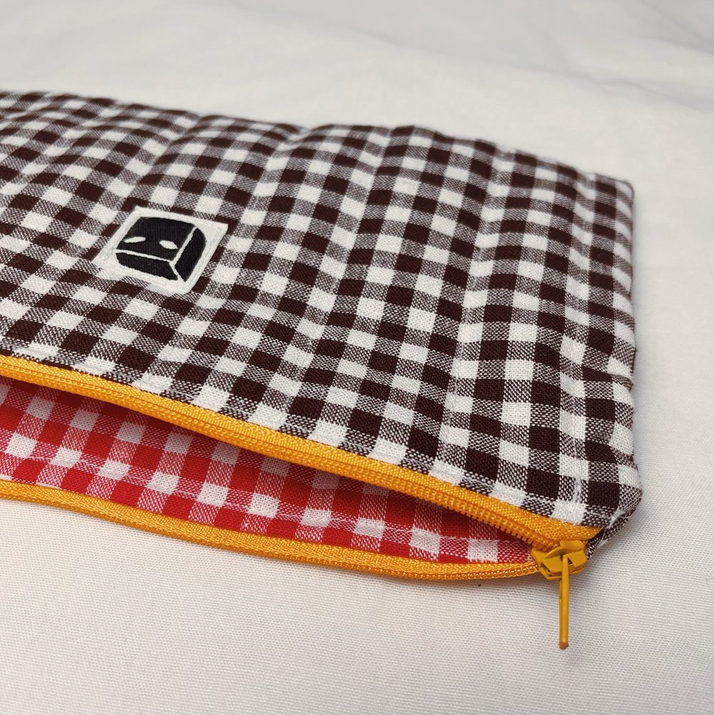 Image of quilted UNI-BAG BROWN
