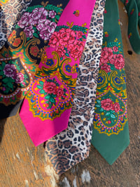 Image 4 of GRAVATA FUCSIA. Feita a man. 