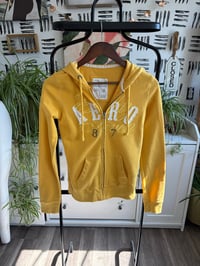  Aero  yellow hoodie