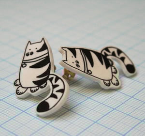 Image of humpfry cat earrings