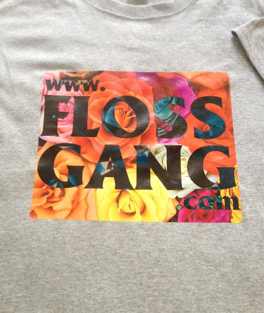 Image of FLOSS GANG FLORAL WEB TEE (GREY)