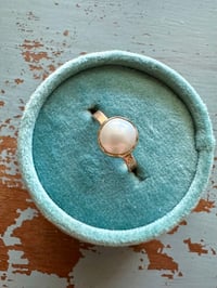 Image 9 of 14k rose and yellow gold pearl ring . size 6.5