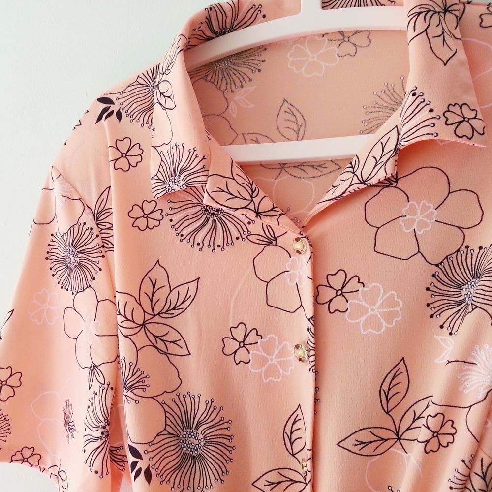 Image of Vintage salmon floral dress (L/XL)