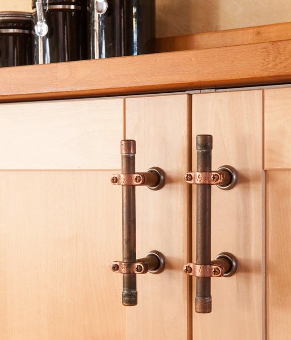 Image of Cabinet Handle / Drawer Pull