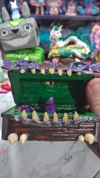 Image 7 of Mimic box including dice set