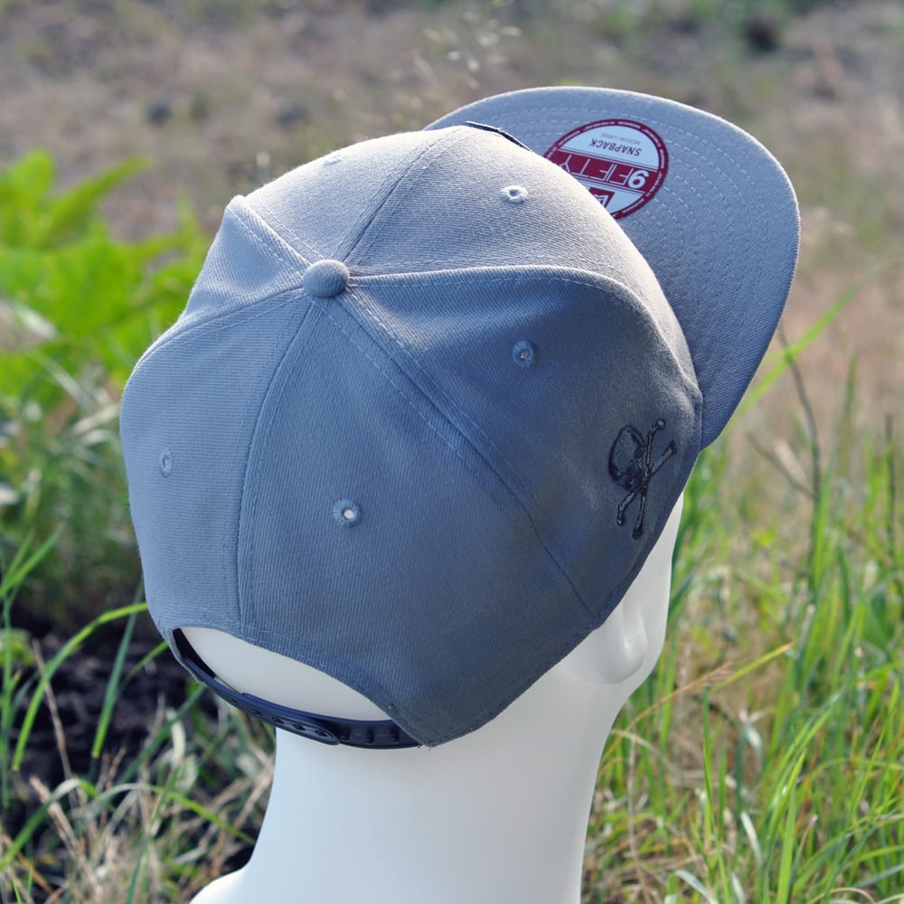 Image of New Era 9Fifty Snap-Back - Grey