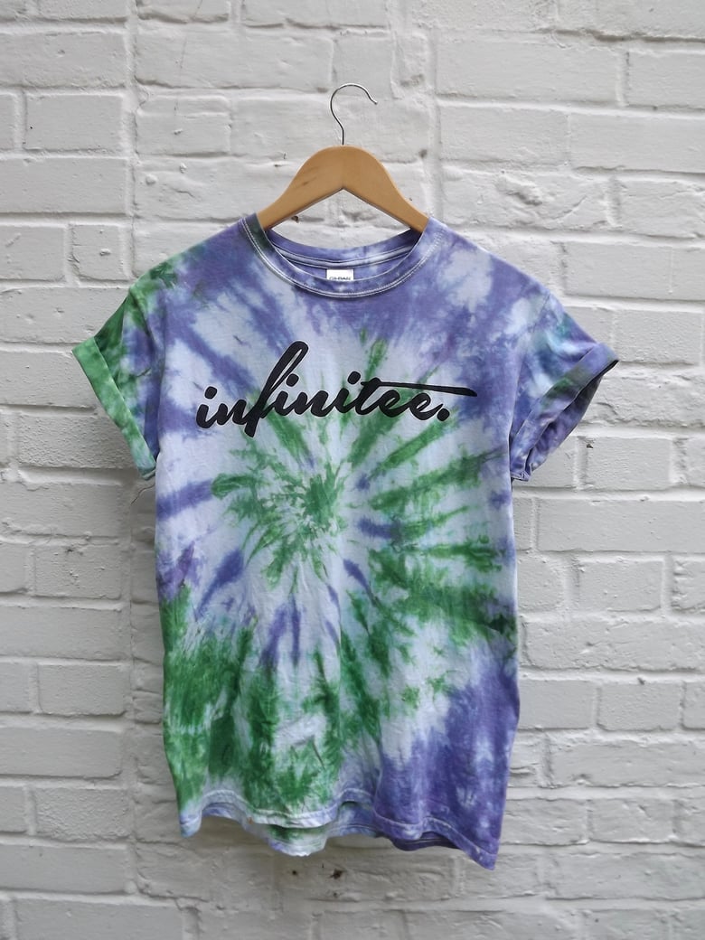 Image of Infinitee PRURPLE.GREEN Swirl Tee