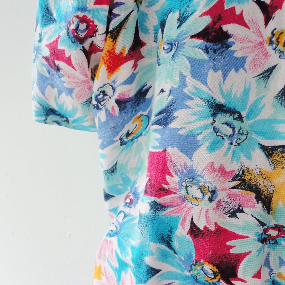 Image of Floral blouse: M/L