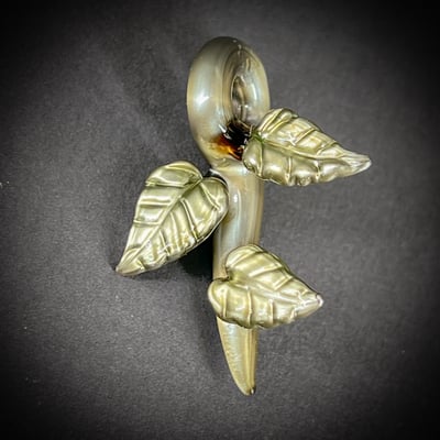 Image of Mini Metallic 3 Leaf Pendant