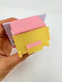 Image 4 of Ensemble bracelet et Polly Pocket Magasin de jouets 