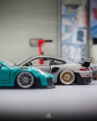 Image 20 of PORSCHE 911 GT2 RS CUSTOMS