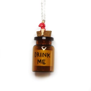 Image of Mini Minnie Necklace