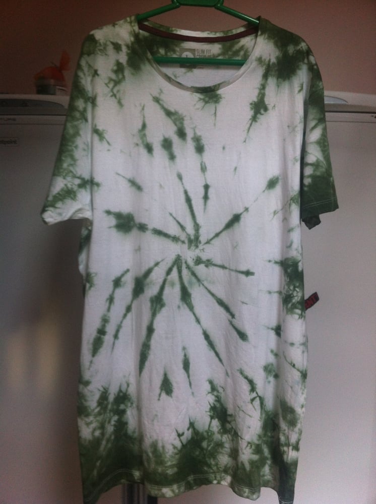 Image of Tie-Dye T-Shirt (Size: Large, Colour: Green)