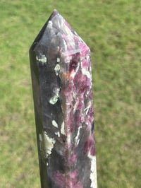 Image 5 of Pink Tourmaline Generator | #3069