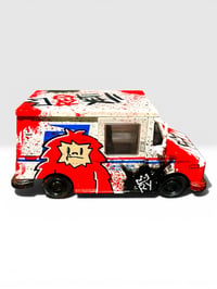 Image 3 of Red Yeti Hauler 01