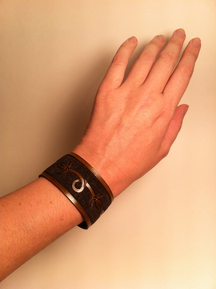 Image of Fleur De Lis Cuff