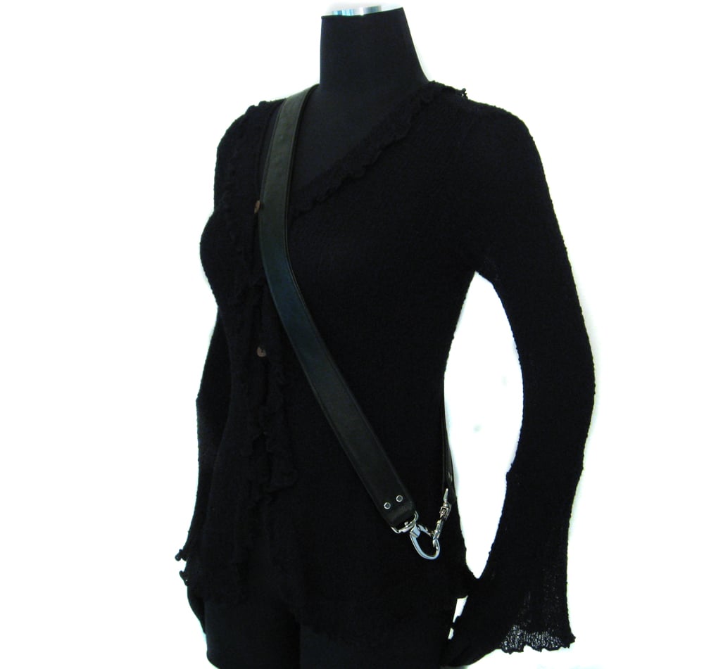 black purse strap