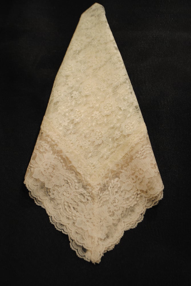 Image of ALL LACE HANKIE