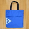 Triangles pattern utility bag