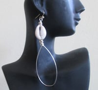Image 1 of Loop-A-Licious Ear-Rings (1)