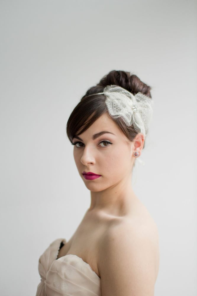 Image of Elina Antique Chantilly Silk Lace Bow