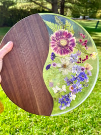 Image 5 of Customized Flower Resin Cutting Board