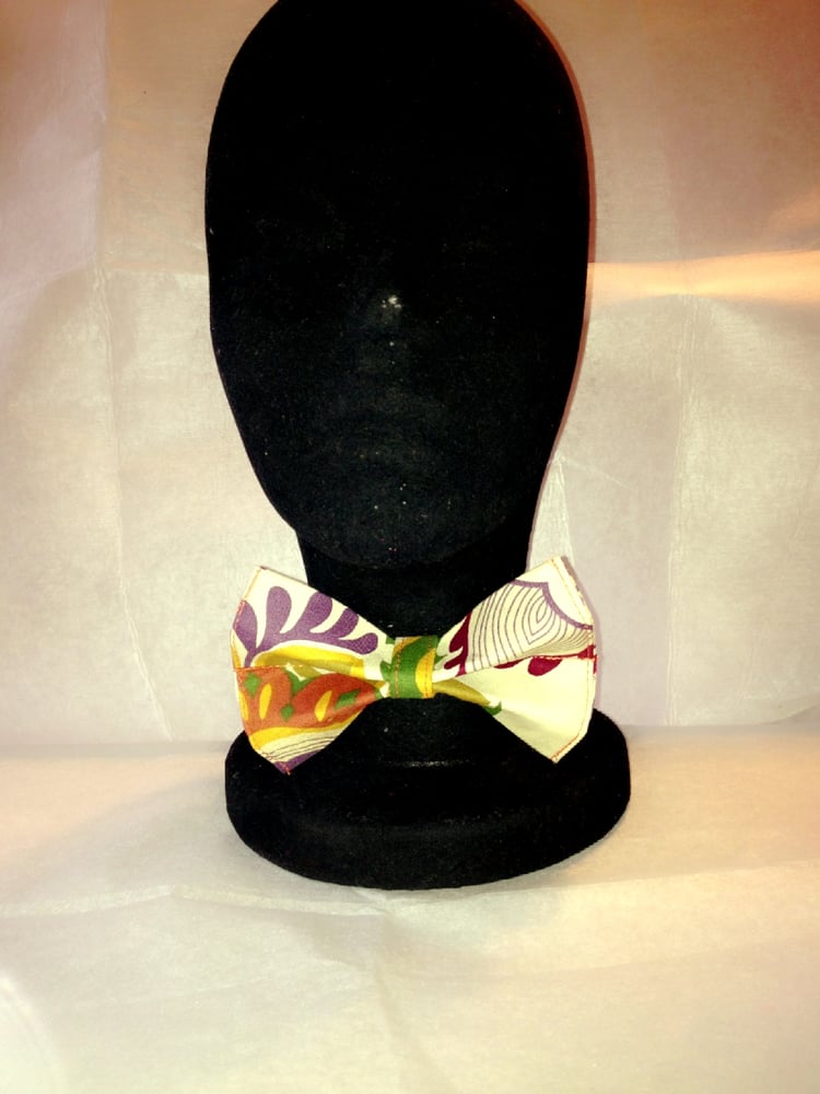Image of Earth Tone Floral Print Bow Tie