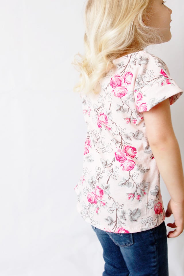 Image of the VIEWFINDER knit tee PDF pattern