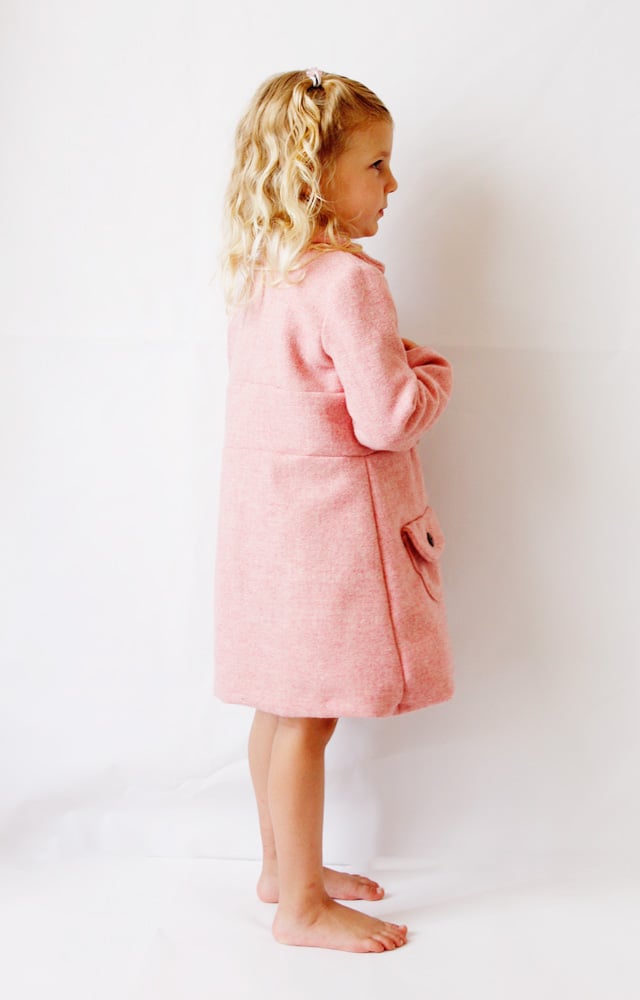 Image of the BUBBLEGUM coat PDF sewing pattern
