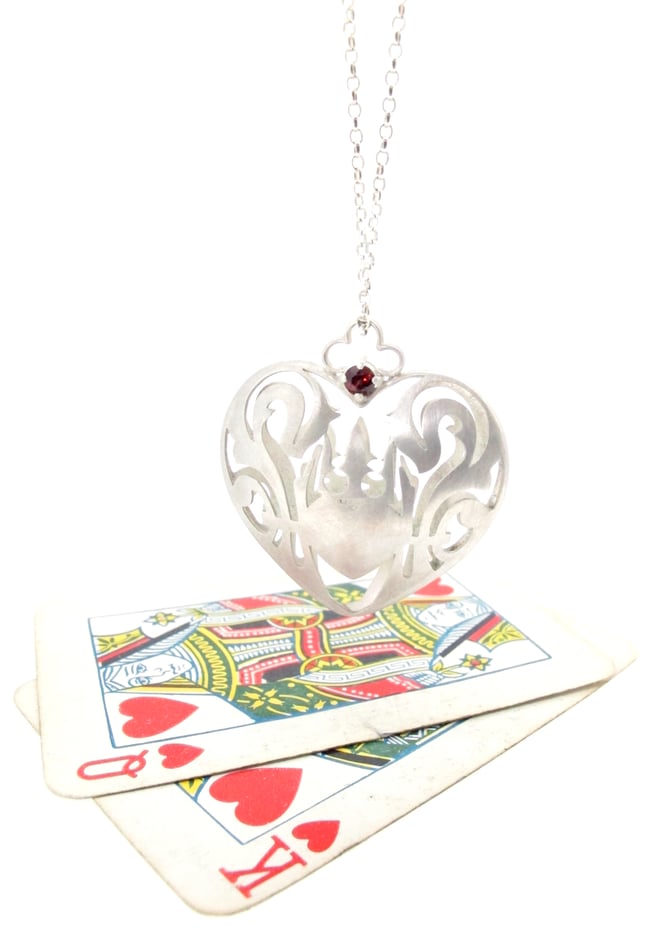 Wonderland royal crest heart necklace