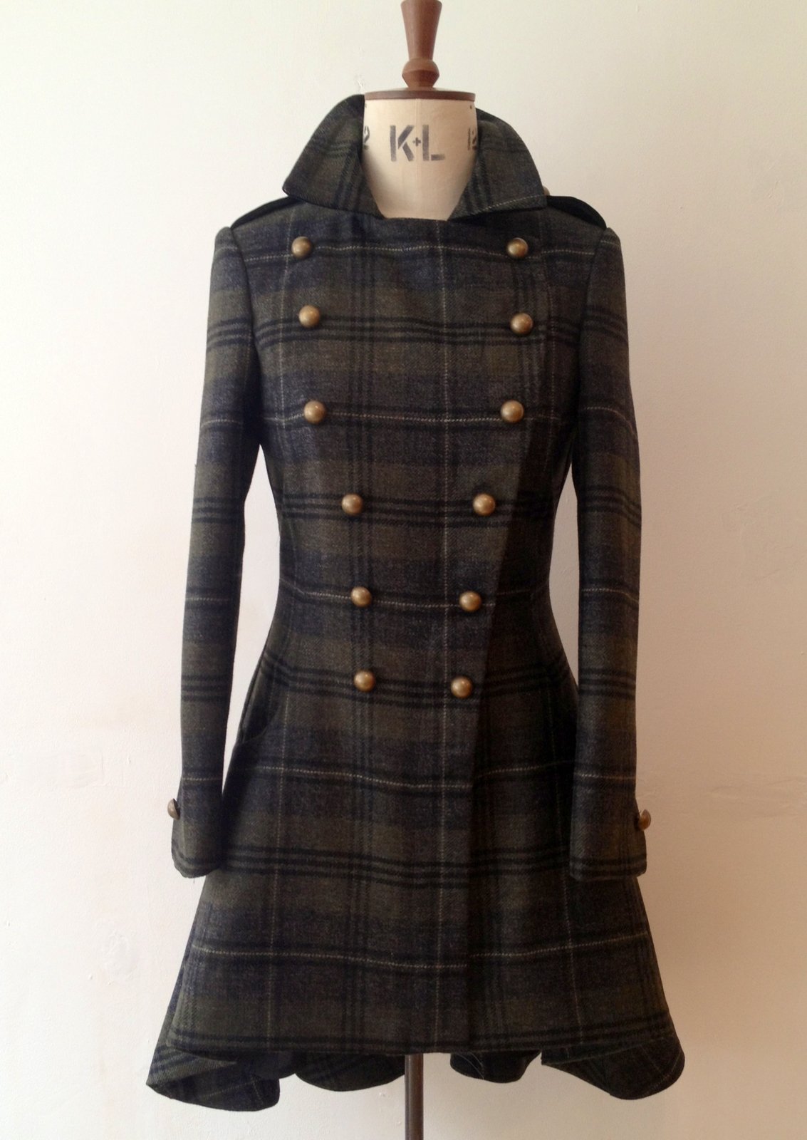 Check Commander Coat / TottyRocks