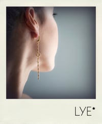 Image 1 of Boucles d'Oreilles Longue simple Sunnywinter