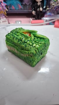 Image 5 of Dragon eye mimic box includes dice
