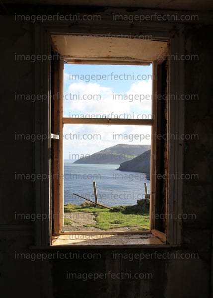 Image of 'Old room with a View' Catalogue no U4389