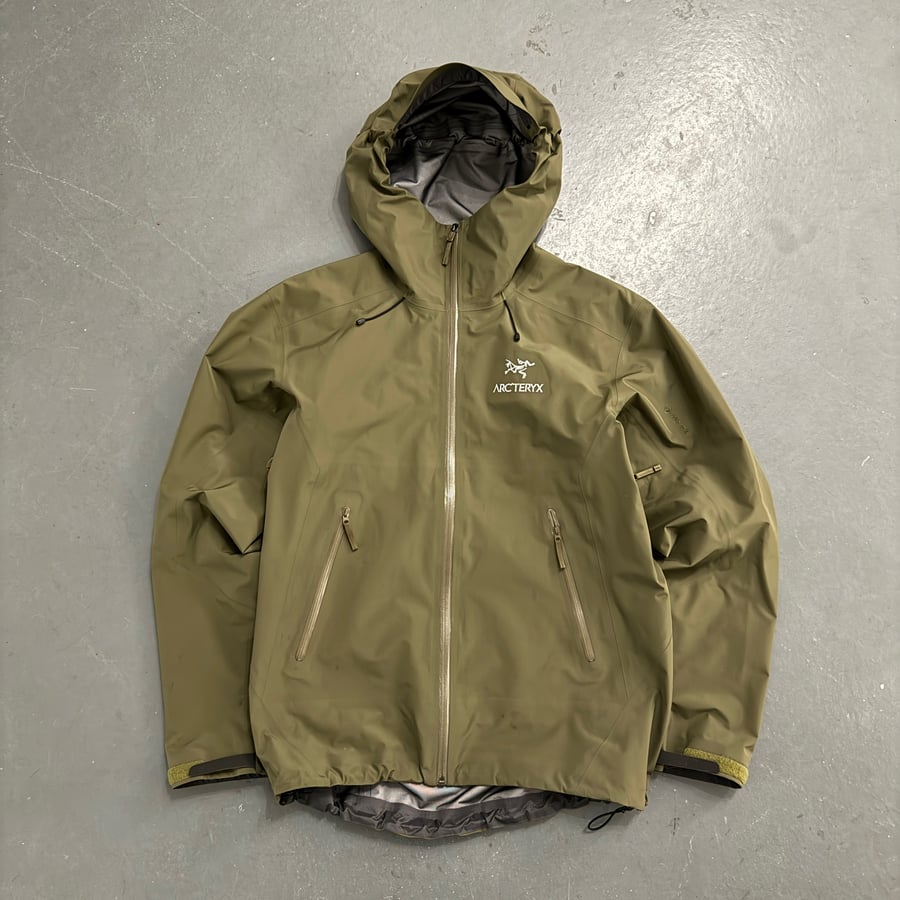 Image of Arc'teryx Beta LT Gore-tex jacket, size medium