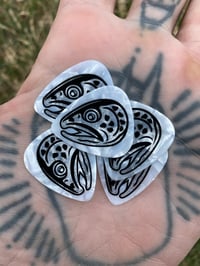 White Pearl Trout Head Guitar Pick five pack 