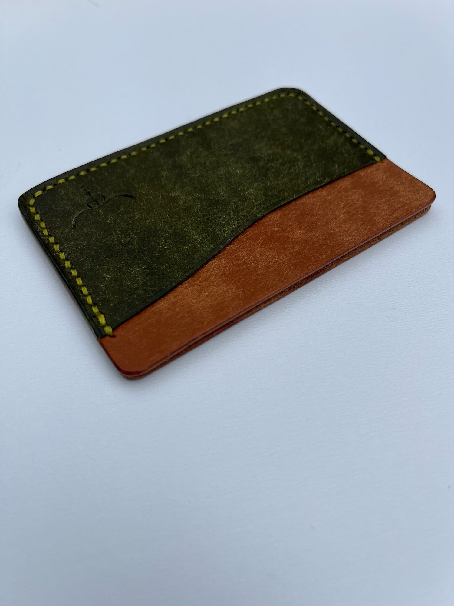 Image of Cognac/Olive Pueblo Horizontal Cardholder 