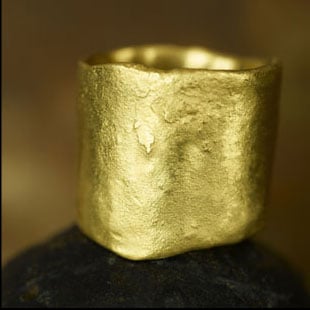 Image of 22K Rough Ring With or Without Diamonds