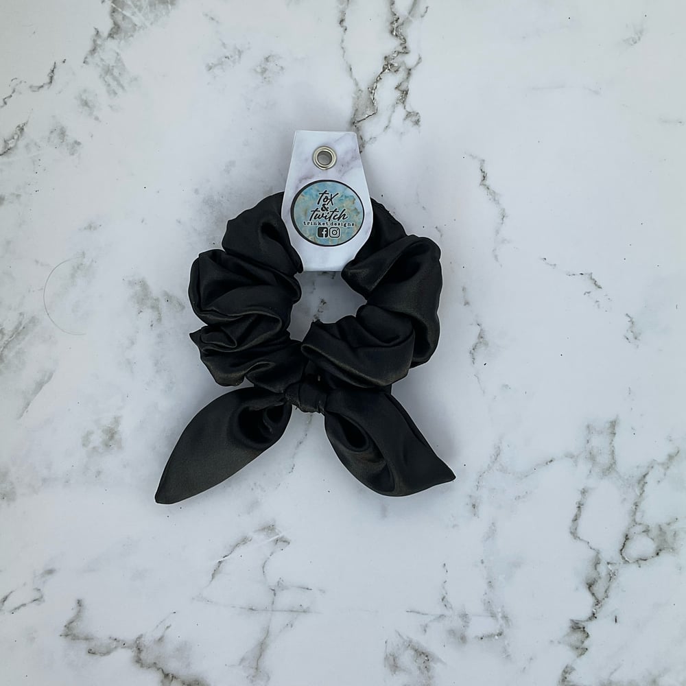 Image of Satin Scrunchies