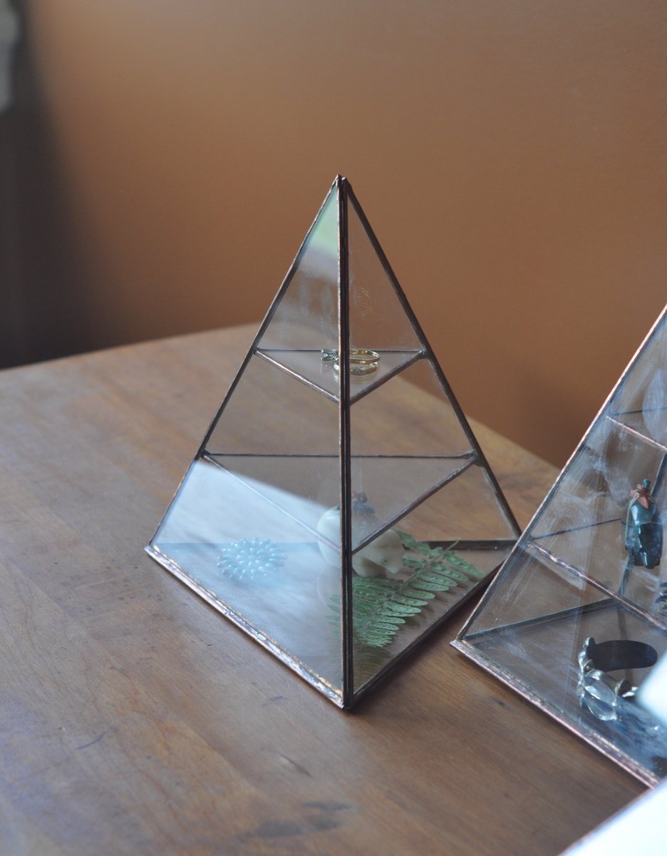 Lyra Pyramid - large / ABJ glassworks