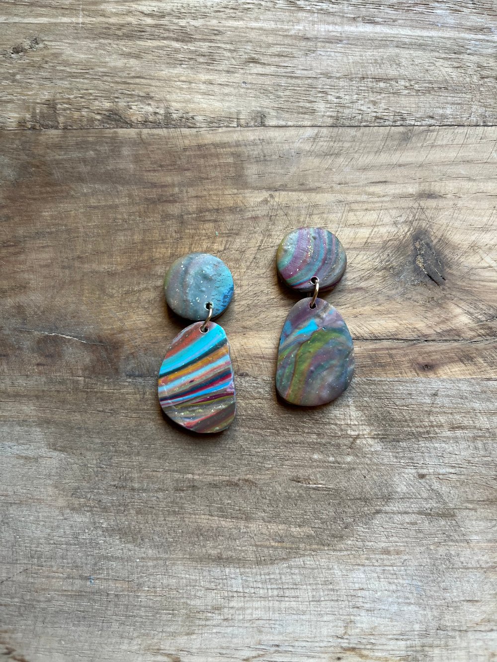 Image of Small Abstract Shapes in Earthy Waves