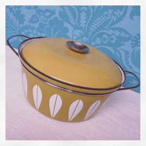 Image of Mid century Cathrineholm Lotus pattern casserole dish / Dutch oven with lid